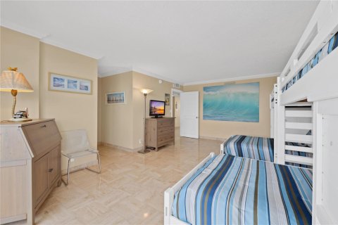 Condo in Fort Lauderdale, Florida, 2 bedrooms  № 2246517 - photo 18