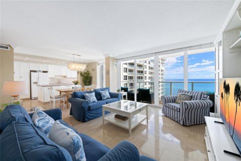 Condo in Fort Lauderdale, Florida, 2 bedrooms  № 2246517 - photo 3