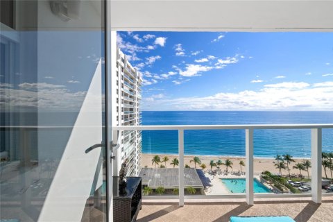 Condo in Fort Lauderdale, Florida, 2 bedrooms  № 2246517 - photo 13
