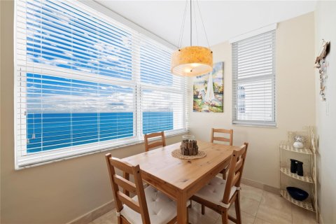 Condo in Fort Lauderdale, Florida, 2 bedrooms  № 2246517 - photo 8