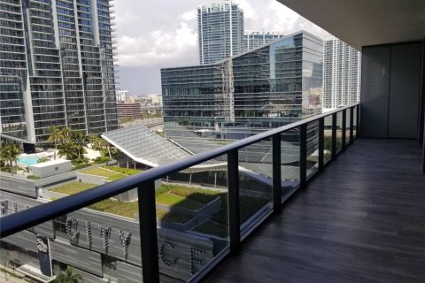Купить кондоминиум в Майами, Флорида 2 спальни, 116.41м2, № 2053652 - фото 15