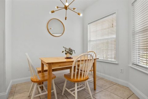 House in Alachua, Florida 3 bedrooms, 138.05 sq.m. № 1679068 - photo 13