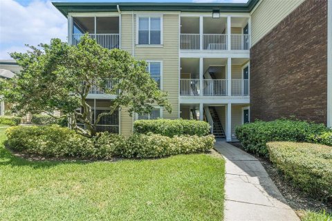 Condo in Tampa, Florida, 1 bedroom  № 1873525 - photo 18
