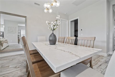 Casa en venta en Odessa, Florida, 4 dormitorios, 229.1 m2 № 1603083 - foto 15