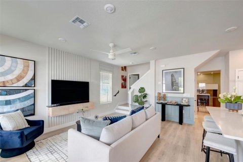 Touwnhouse à vendre à Wesley Chapel, Floride: 3 chambres, 164.62 m2 № 2429224 - photo 8