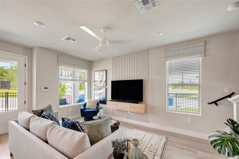 Touwnhouse à vendre à Wesley Chapel, Floride: 3 chambres, 164.62 m2 № 2429224 - photo 7