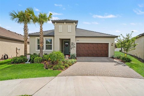 Casa en Land O' Lakes, Florida 2 dormitorios, 182 m2 № 2216604