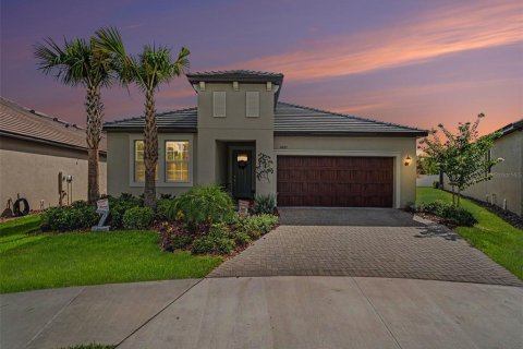 Casa en venta en Land O' Lakes, Florida, 2 dormitorios, 182 m2 № 2216604 - foto 2