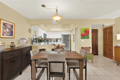 Copropriété à vendre à Miami, Floride: 3 chambres, 112.88 m2 № 2015694 - photo 15