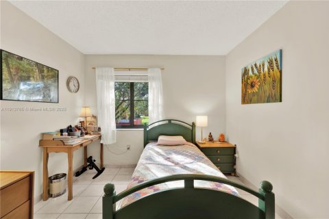 Copropriété à vendre à Miami, Floride: 3 chambres, 112.88 m2 № 2015694 - photo 24