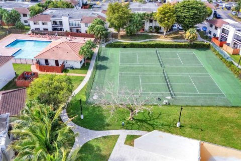 Copropriété à vendre à Miami, Floride: 3 chambres, 112.88 m2 № 2015694 - photo 5