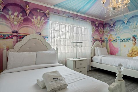 Casa en alquiler en Kissimmee, Florida, 6 dormitorios, 261.24 m2 № 1840693 - foto 12