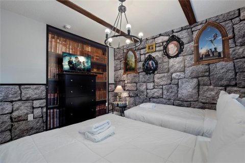 Casa en alquiler en Kissimmee, Florida, 6 dormitorios, 261.24 m2 № 1840693 - foto 25