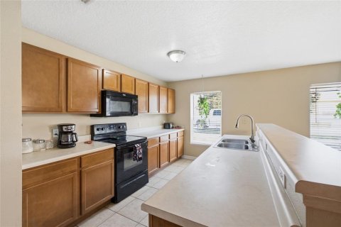 Casa en venta en Groveland, Florida, 5 dormitorios, 338.54 m2 № 2120457 - foto 8