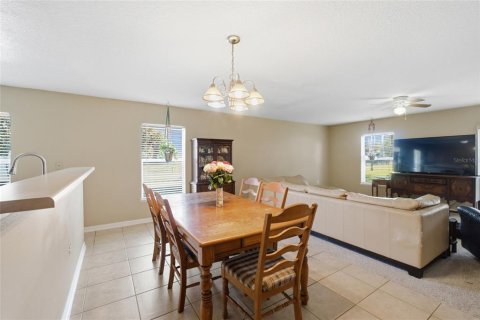 Casa en venta en Groveland, Florida, 5 dormitorios, 338.54 m2 № 2120457 - foto 13