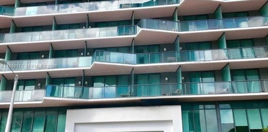 Condo à Miami, Floride, 2 chambres  № 2051607