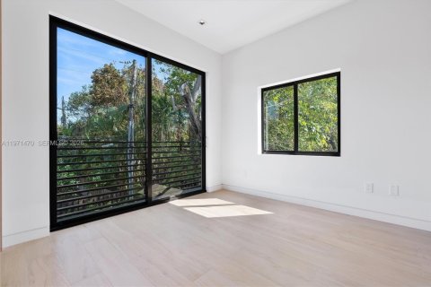 Купить таунхаус в Майами, Флорида 4 спальни, 179.12м2, № 2036422 - фото 25