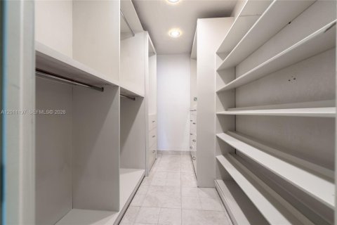 Villa ou maison à vendre à Miami Lakes, Floride: 4 chambres, 225.38 m2 № 2076685 - photo 9