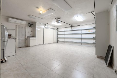 Villa ou maison à vendre à Miami Lakes, Floride: 4 chambres, 225.38 m2 № 2076685 - photo 19