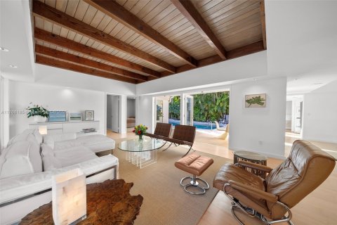 Villa ou maison à vendre à Miami Beach, Floride: 3 chambres, 197.23 m2 № 1942960 - photo 6