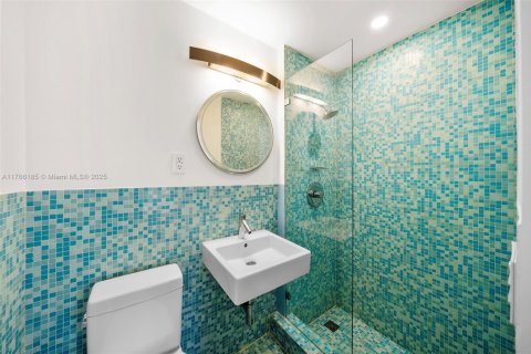 Villa ou maison à vendre à Miami Beach, Floride: 3 chambres, 197.23 m2 № 1942960 - photo 23