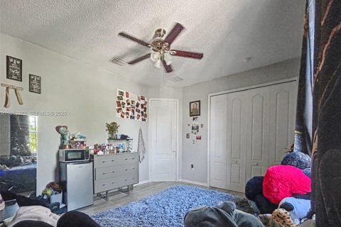 Casa en venta en Homestead, Florida, 5 dormitorios, 290.69 m2 № 2153185 - foto 30