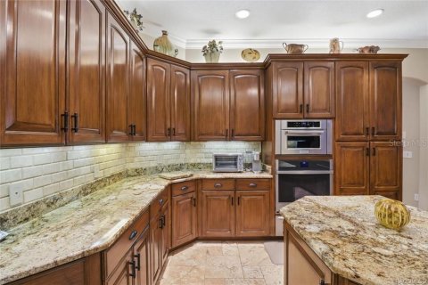 House in Lecanto, Florida 3 bedrooms, 306.11 sq.m. № 2095109 - photo 14