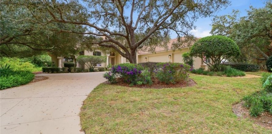 House in Lecanto, Florida 3 bedrooms, 306.11 sq.m. № 2095109