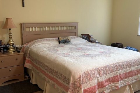 Купить кондоминиум в Норт-Лодердейл, Флорида 2 спальни, 107.77м2, № 2079266 - фото 8