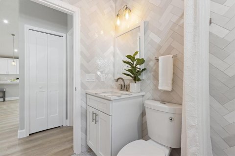 Casa en venta en Orlando, Florida, 2 dormitorios, 99.5 m2 № 1907730 - foto 21