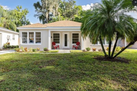 Casa en venta en Orlando, Florida, 2 dormitorios, 99.5 m2 № 1907730 - foto 2