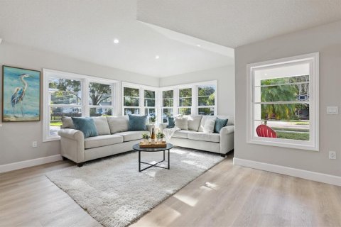 Casa en venta en Orlando, Florida, 2 dormitorios, 99.5 m2 № 1907730 - foto 7