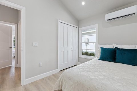 Casa en venta en Orlando, Florida, 2 dormitorios, 99.5 m2 № 1907730 - foto 25