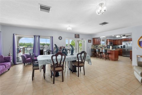 Casa en venta en Marathon, Florida, 4 dormitorios, 275.36 m2 № 2157359 - foto 13
