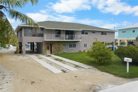 Casa en venta en Marathon, Florida, 4 dormitorios, 275.36 m2 № 2157359 - foto 3