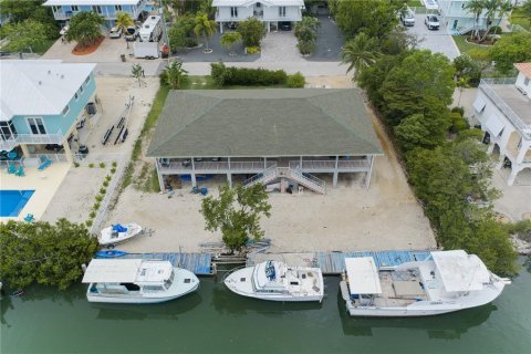 Casa en venta en Marathon, Florida, 4 dormitorios, 275.36 m2 № 2157359 - foto 6
