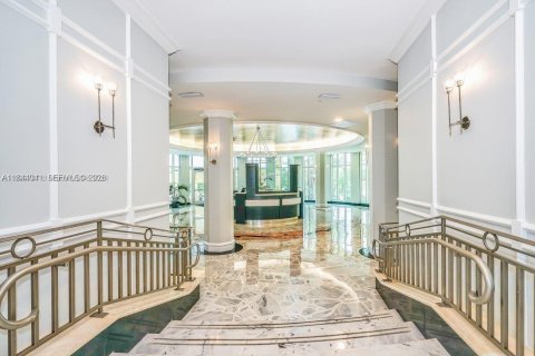 Condominio en alquiler en Hollywood, Florida, 1 dormitorio, 77.57 m2 № 2058065 - foto 1