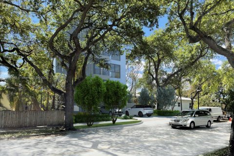 Immobilier commercial à vendre à Hollywood, Floride № 2014773 - photo 2