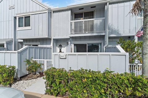 Townhouse in Jupiter, Florida 2 bedrooms, 109.25 sq.m. № 2249482