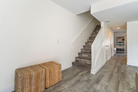 Townhouse in Jupiter, Florida 2 bedrooms, 109.25 sq.m. № 2249482 - photo 18