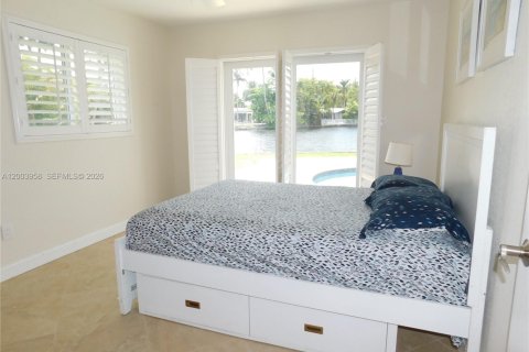 House in Wilton Manors, Florida 3 bedrooms, 114.08 sq.m. № 2069396 - photo 18