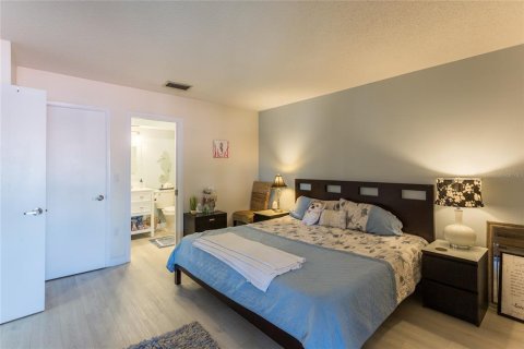 Copropriété à vendre à Bradenton, Floride: 2 chambres, 110.09 m2 № 2215441 - photo 22
