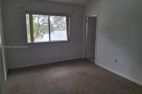 Villa ou maison à louer à Miramar, Floride: 2 chambres, 134.71 m2 № 1995744 - photo 12