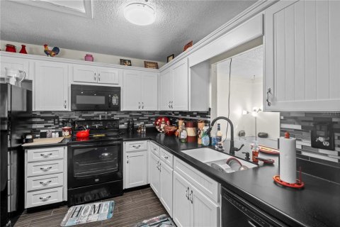 Casa en venta en Port Richey, Florida, 2 dormitorios, 137.12 m2 № 1884598 - foto 18