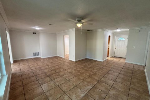 Villa ou maison à vendre à Longwood, Floride: 3 chambres, 153.75 m2 № 2421597 - photo 2