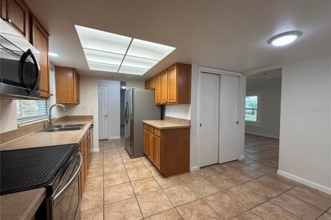 Villa ou maison à vendre à Longwood, Floride: 3 chambres, 153.75 m2 № 2421597 - photo 3