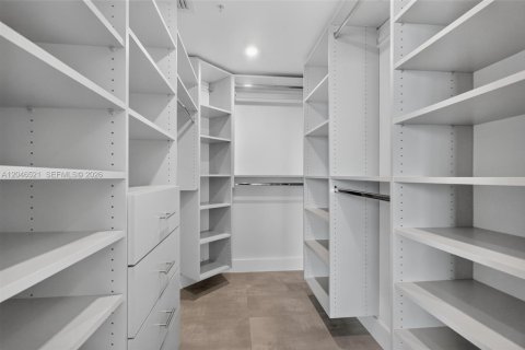 Купить кондоминиум в Авентура, Флорида 2 спальни, 149.57м2, № 2186359 - фото 12