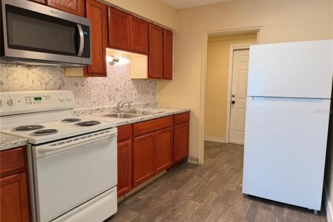 Apartment in Bartow, Florida 2 bedrooms, 60.2 sq.m. № 2201419 - photo 3