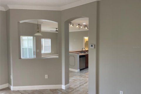 Villa ou maison à louer à Kissimmee, Floride: 5 chambres, 271.27 m2 № 2407086 - photo 16