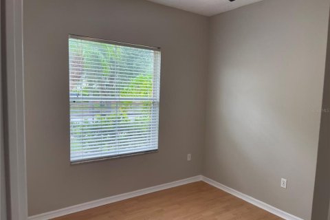 Villa ou maison à louer à Kissimmee, Floride: 5 chambres, 271.27 m2 № 2407086 - photo 12